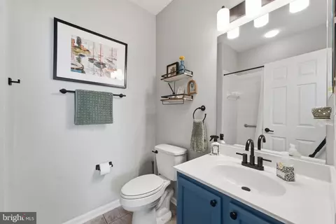 Bath - 13380 Fieldstone Way, Gainesville, VA 20155 photo 4 of 4