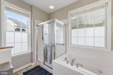 Bath - 13380 Fieldstone Way, Gainesville, VA 20155 photo 2 of 4