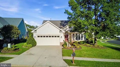 Exterior - 13380 Fieldstone Way, Gainesville, VA 20155 photo 10 of 15