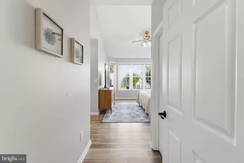 Entry Way - 13380 Fieldstone Way, Gainesville, VA 20155 photo 11 of 12