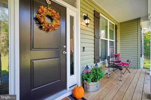 Exterior - 6735 Beverly Rd, Broad Run, VA 20137 photo 1 of 7