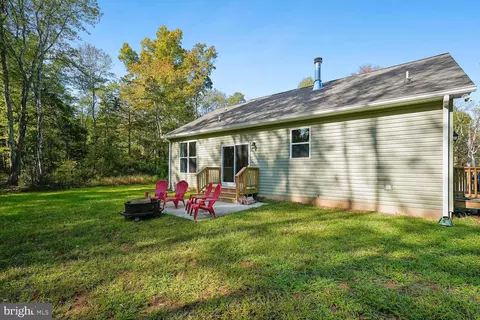 Exterior - 6735 Beverly Rd, Broad Run, VA 20137 photo 6 of 7