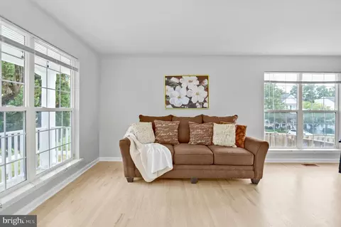Living - 16884 Toms River Loop, Dumfries, VA 22026 photo 1 of 3