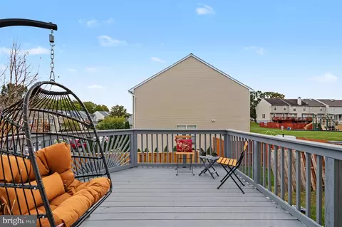 Exterior - 16884 Toms River Loop, Dumfries, VA 22026 photo 1 of 5