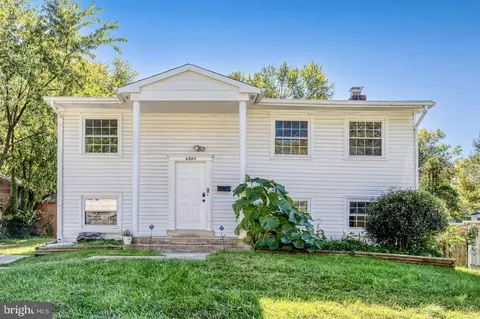4523 Knoll Dr, Woodbridge, VA 22193