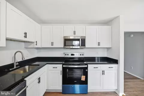 1973 Partree Ct, Woodbridge, VA 22191