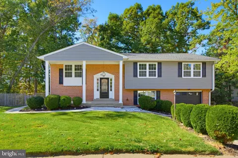 13101 Kurtz Rd, Woodbridge, VA 22193