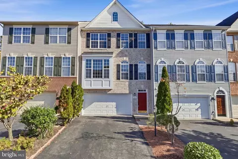 15515 Exmore Ct, Woodbridge, VA 22191