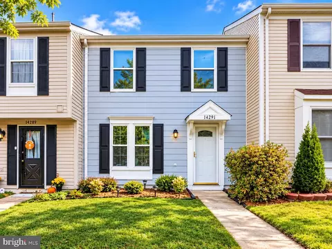 14291 Felty Pl, Woodbridge, VA 22193
