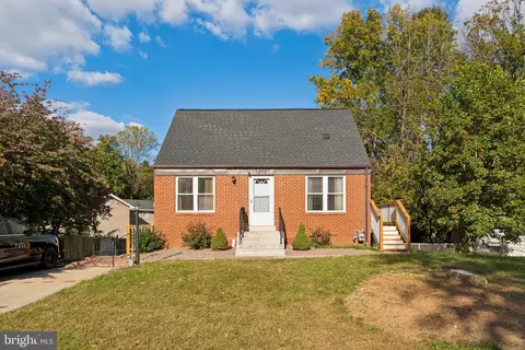 5388 Shamus Ct, Woodbridge, VA 22193