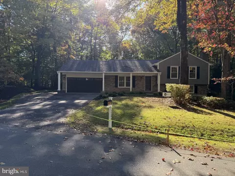 12200 Breckinridge Ln, Woodbridge, VA 22192