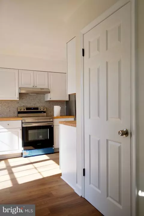 Kitchen - 7795 Gateshead Ln, Manassas, VA 20109 photo 4 of 4