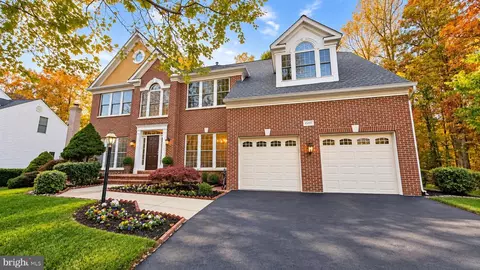 15195 Windy Hollow Cir, Gainesville, VA 20155