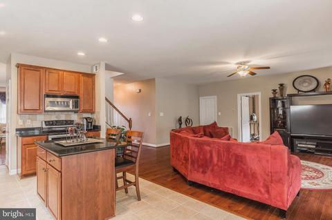 4157 Agency Loop, Triangle, VA 22172 photo 14