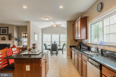 4157 Agency Loop, Triangle, VA 22172 photo 9