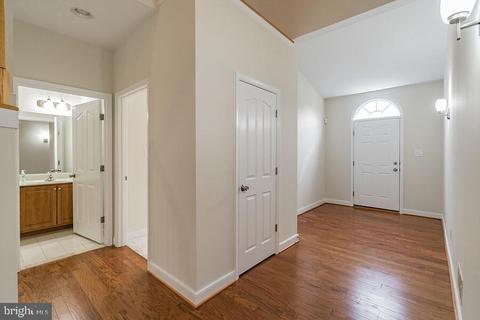 9442 Struthers Glen Ct, Bristow, VA 20136 photo 5