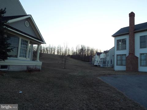 3659 Stonewall Manor Dr, Triangle, VA 22172 photo 95