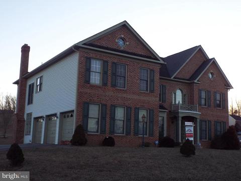 3659 Stonewall Manor Dr, Triangle, VA 22172 photo 4