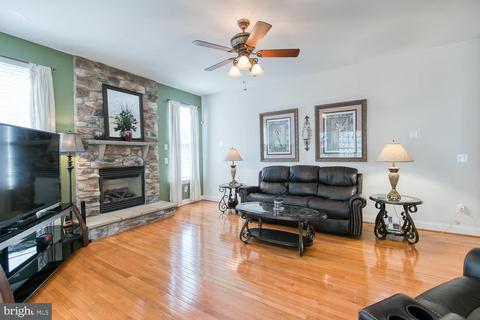 3412 Woolfenden Ct, Triangle, VA 22172 photo 16