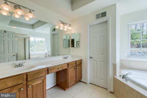 3412 Woolfenden Ct, Triangle, VA 22172 photo 23