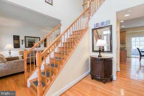 3412 Woolfenden Ct, Triangle, VA 22172 photo 4