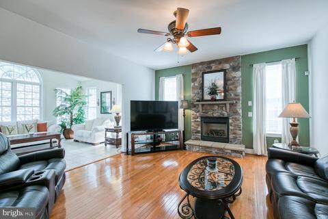 3412 Woolfenden Ct, Triangle, VA 22172 photo 15