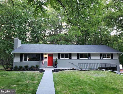 18324 Candice Dr, Triangle, VA 22172 photo 1