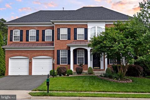 9967 Broadsword Dr, Bristow, VA 20136 photo 3