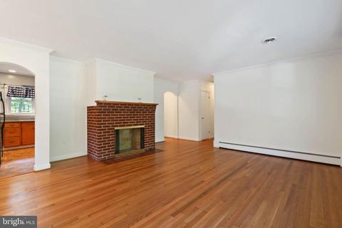 18319 Candice Dr, Triangle, VA 22172 photo 7