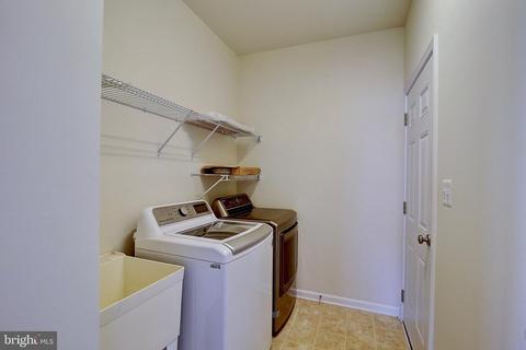 4226 Meyers Rd, Triangle, VA 22172 photo 23