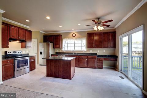 4226 Meyers Rd, Triangle, VA 22172 photo 10