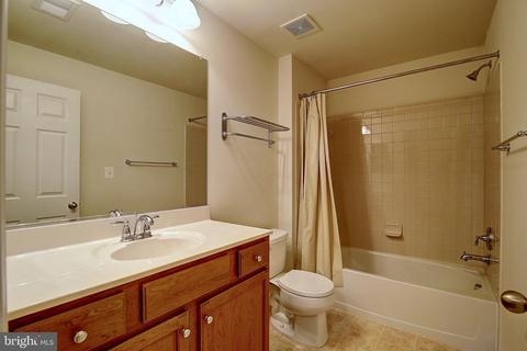 4226 Meyers Rd, Triangle, VA 22172 photo 32