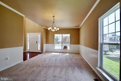 4226 Meyers Rd, Triangle, VA 22172 photo 5