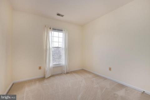 9083 Cottage Loop, Bristow, VA 20136 photo 29