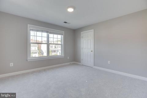 18495 Quantico Gateway Dr, Triangle, VA 22172 photo 28