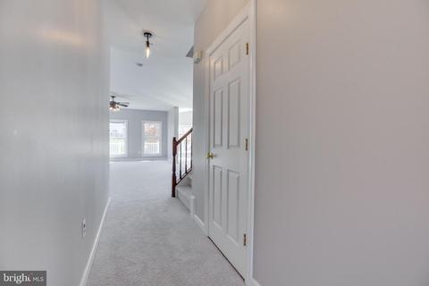 18495 Quantico Gateway Dr, Triangle, VA 22172 photo 5