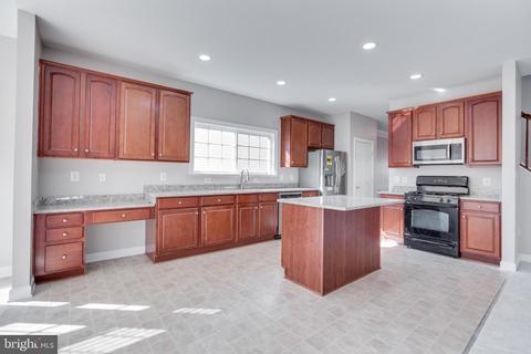 18495 Quantico Gateway Dr, Triangle, VA 22172 photo 11