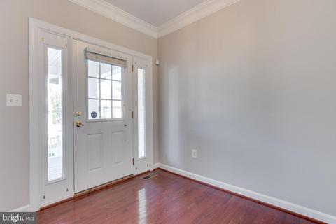 18495 Quantico Gateway Dr, Triangle, VA 22172 photo 4
