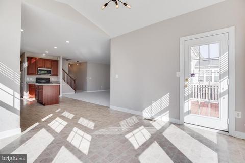 18495 Quantico Gateway Dr, Triangle, VA 22172 photo 16