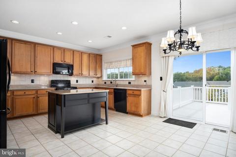 4152 Agency Loop, Triangle, VA 22172 photo 9