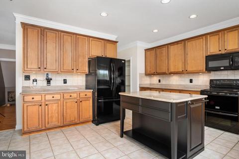 4152 Agency Loop, Triangle, VA 22172 photo 5
