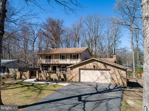 3231 Riverview Dr, Triangle, VA 22172 photo 2
