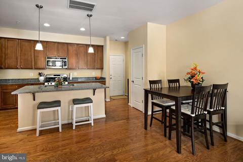 7830 Cedar Branch Dr, Gainesville, VA 20155 photo 10