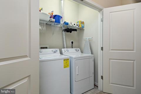 7830 Cedar Branch Dr, Gainesville, VA 20155 photo 17