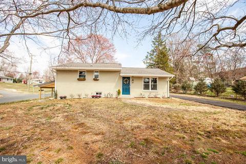4120 Anderson Rd, Triangle, VA 22172 photo 1