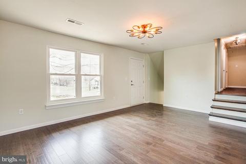 4120 Anderson Rd, Triangle, VA 22172 photo 5