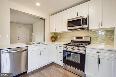 4120 Anderson Rd, Triangle, VA 22172 photo 10