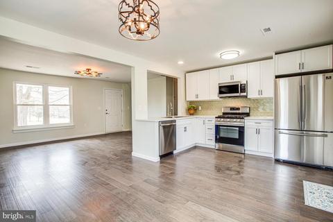 4120 Anderson Rd, Triangle, VA 22172 photo 8