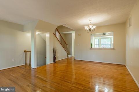 15746 Widewater Dr, Dumfries, VA 22025 photo 12