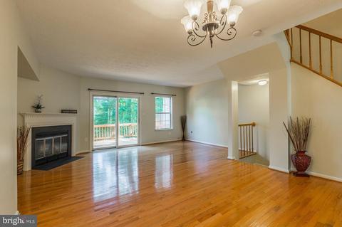15746 Widewater Dr, Dumfries, VA 22025 photo 10